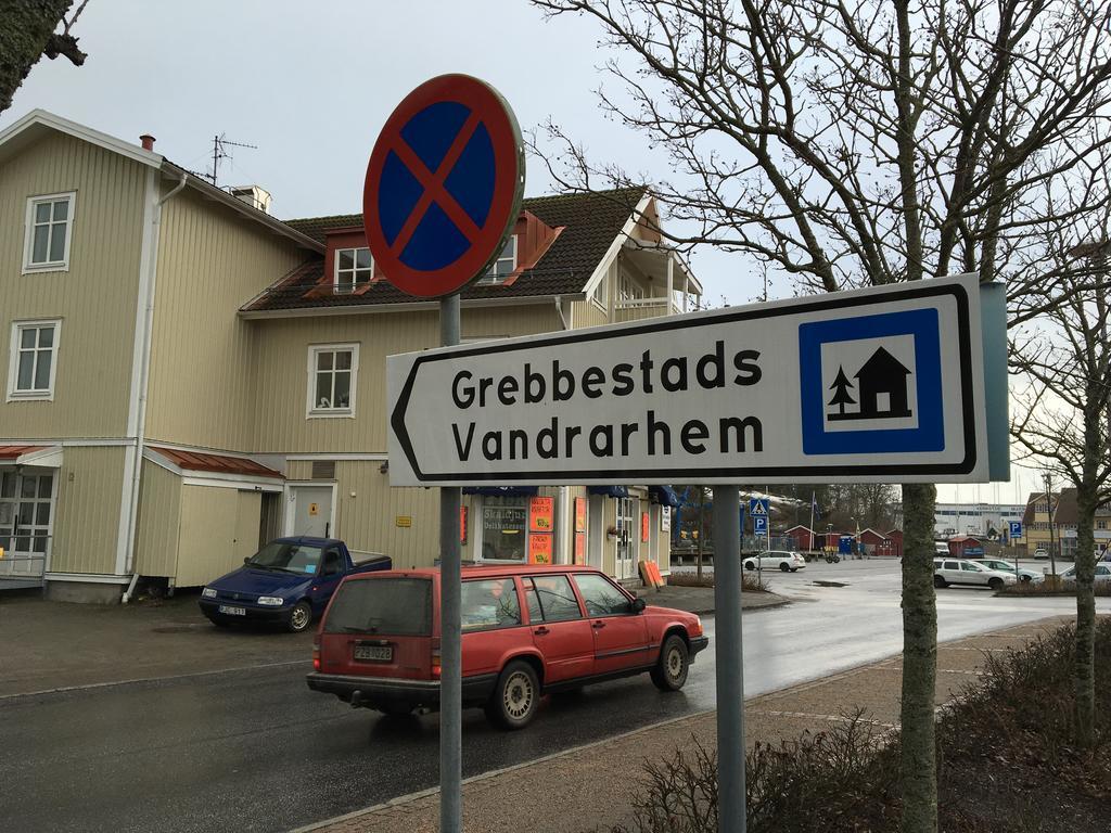 Grebbestads Vandrarhem Екстериор снимка